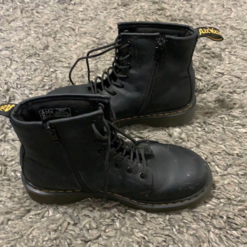 Kid dr marten boots